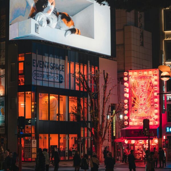10 Creative Examples of Billboards Media Campaigns That Worked